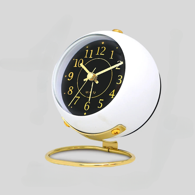 Designový kulatý analogový budík