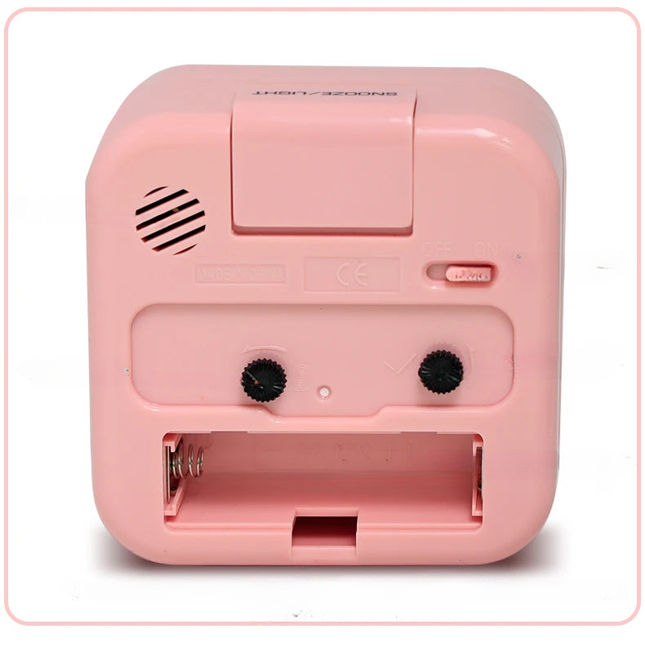 Růžový analogový budík pro dívky