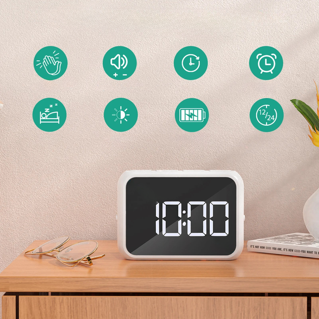 Cestovní digitální budík s duálním alarmem