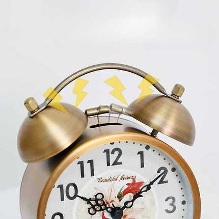 Retro budík na baterie se zvonky