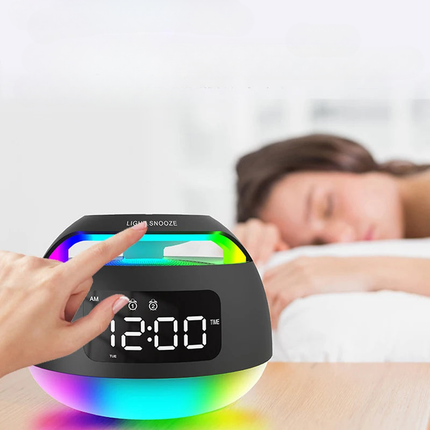 Radiobudík s Bluetooth a barevným podsvícením