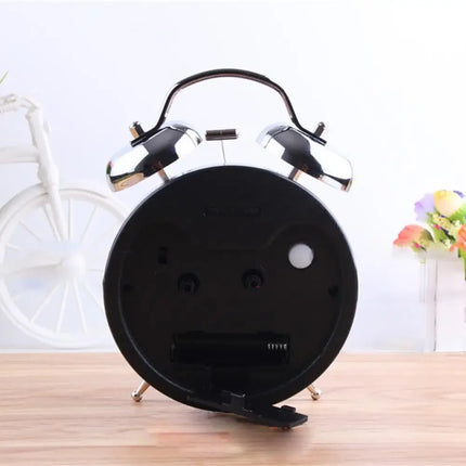 Malý vintage budík se zvonky