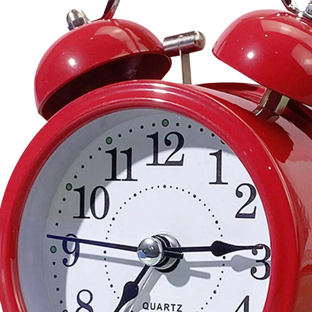 Klasický vintage budík se dvěma zvonky