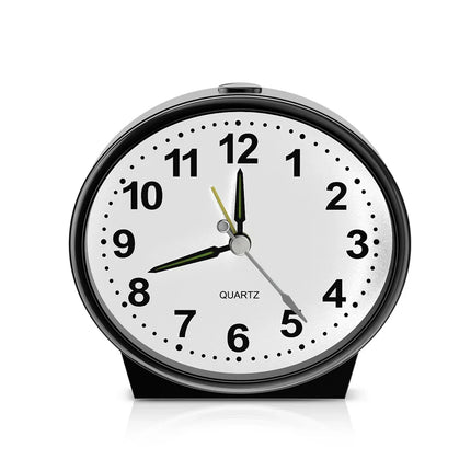 Malý analogový budík na baterie