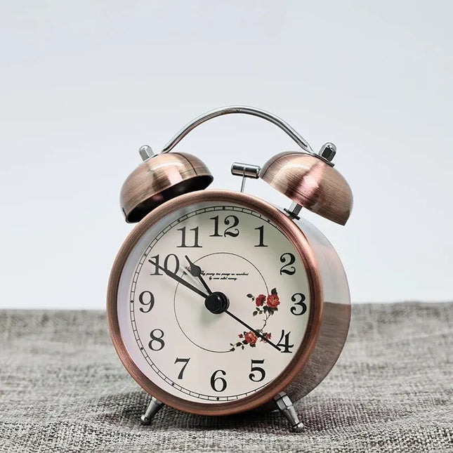 Designový retro budík s hlasitým zvoněním