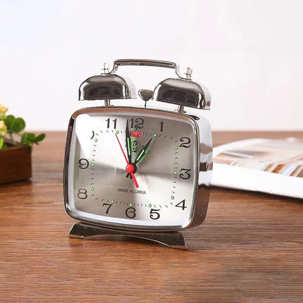 Starožitný mechanický budík s hlasitým zvoněním