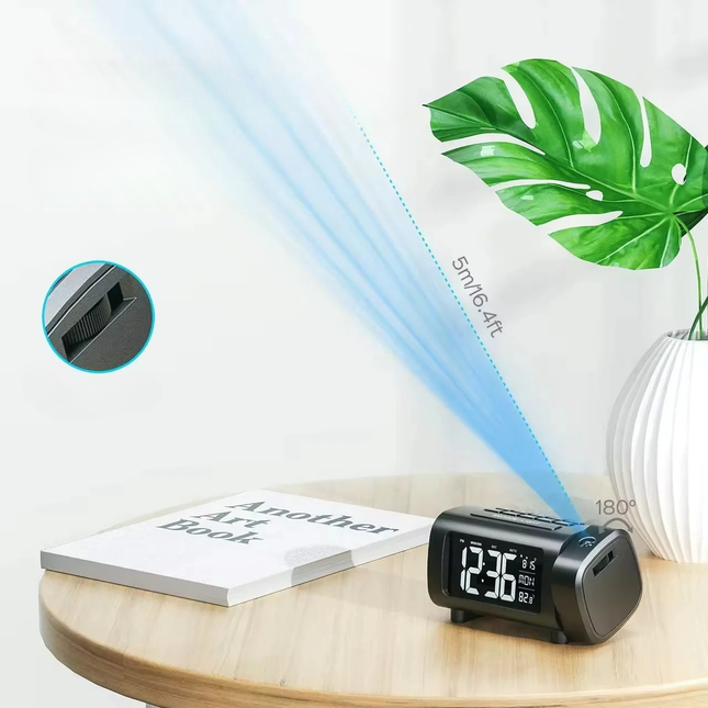 Radiobudík s projektorem času na strop