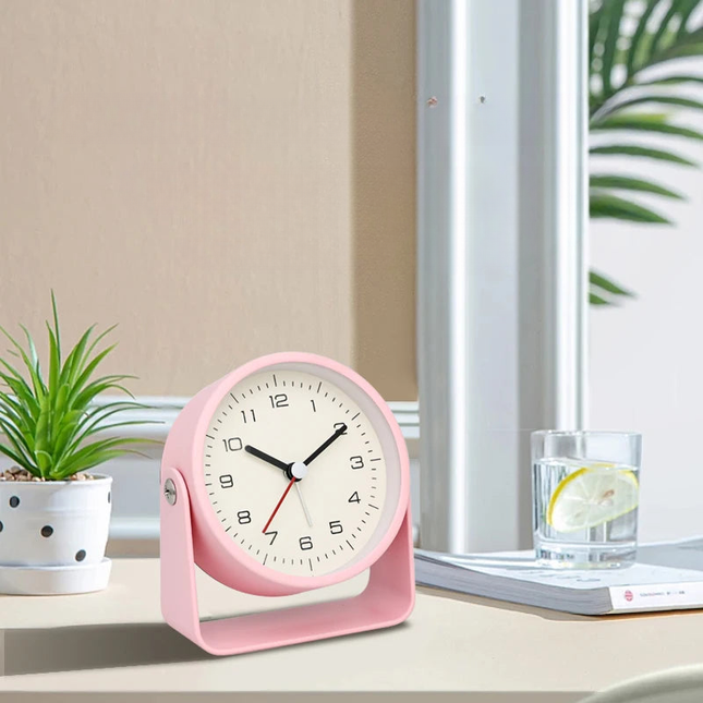 Analogový budík s tichým chodem ručiček