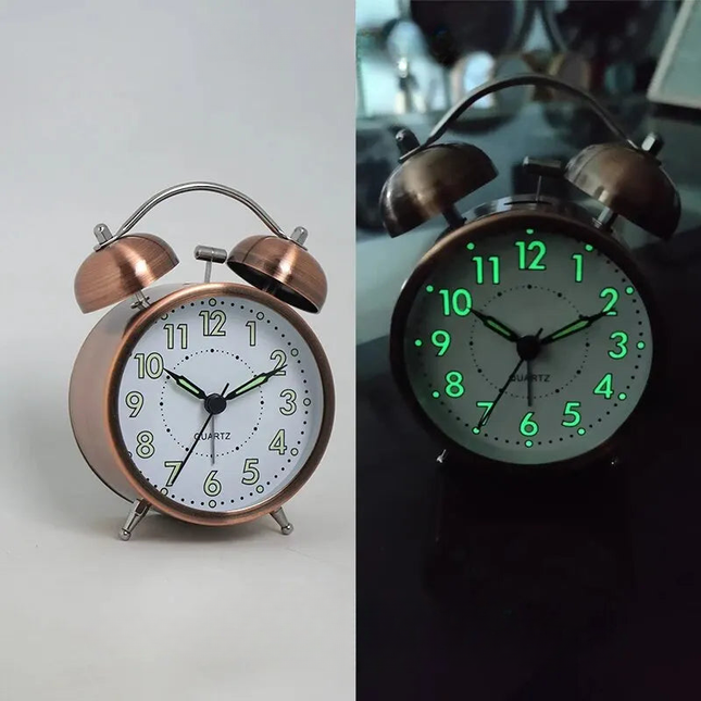 Designový retro budík s hlasitým zvoněním