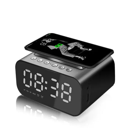 Radiobudík s bezdrátovou nabíječkou a Bluetooth