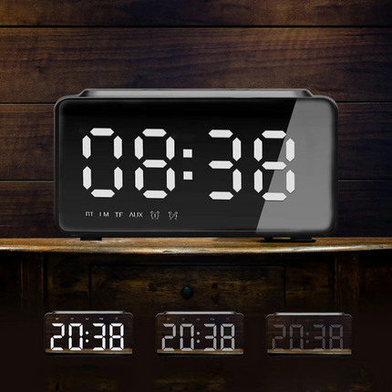 Radiobudík s bezdrátovou nabíječkou a Bluetooth