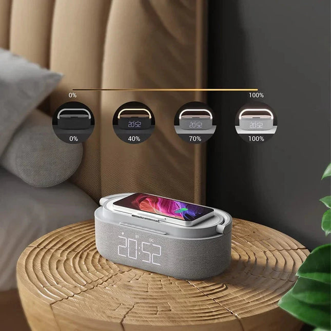 Radiobudík s lampou a bezdrátovou nabíječkou