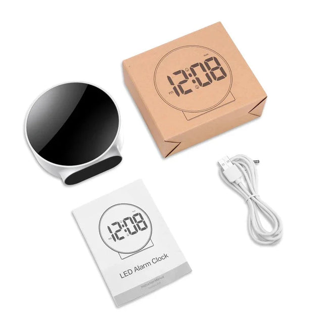 Kulatý LED budík s velkými číslicemi