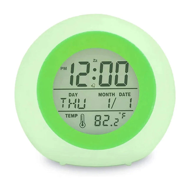 Moderní digitální budík pro teenagery