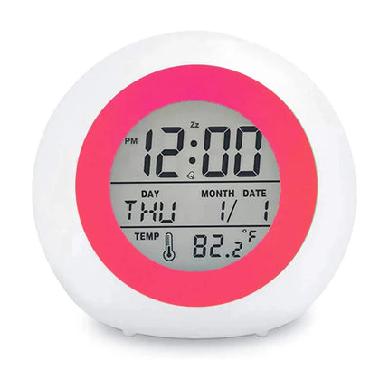 Moderní digitální budík pro teenagery