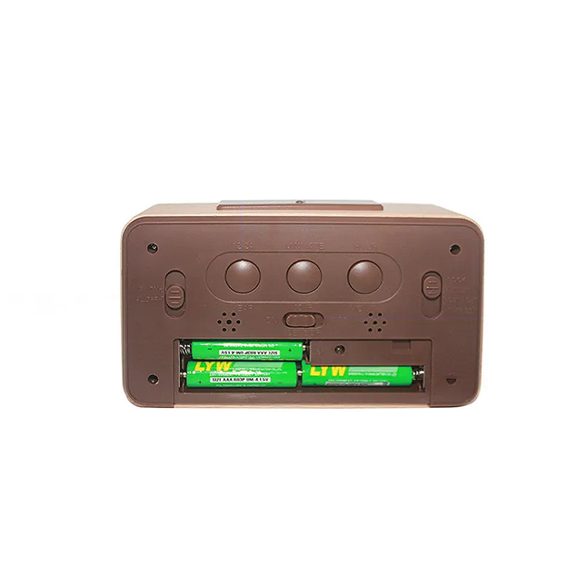 Dřevěný digitální budík s velkým displejem