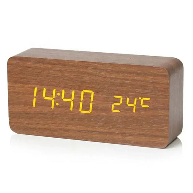 Světle dřevěný LED digitální budík