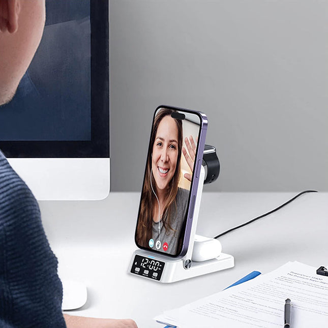 Bezdrátový nabíjecí stojánek s digitálním budíkem