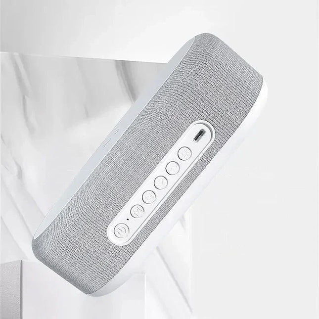 Designový budík s bezdrátovou indukční nabíječkou