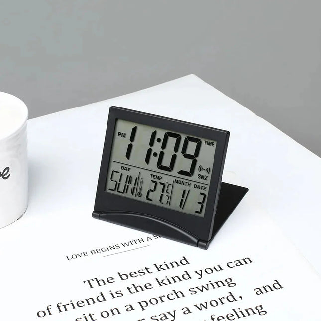 Praktický skládací budík na cesty