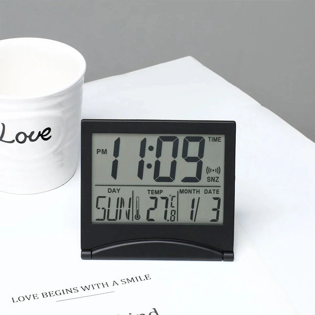 Praktický skládací budík na cesty