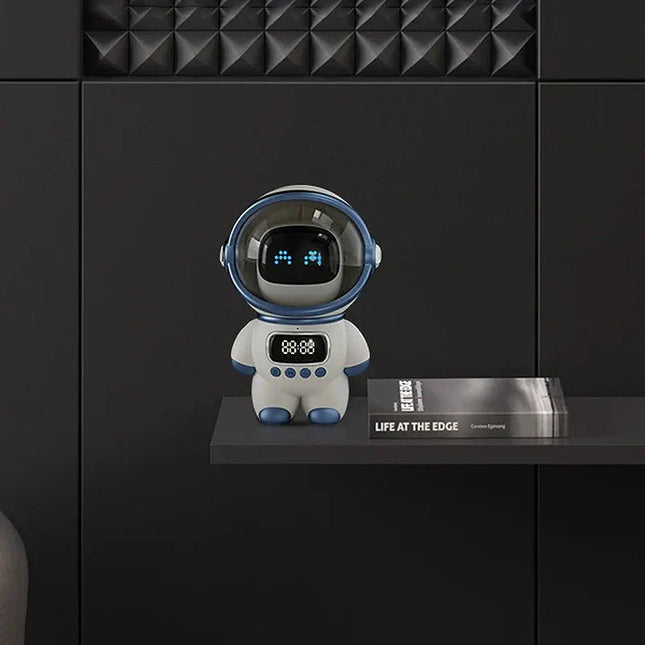 Digitální budík kosmonaut pro kluky