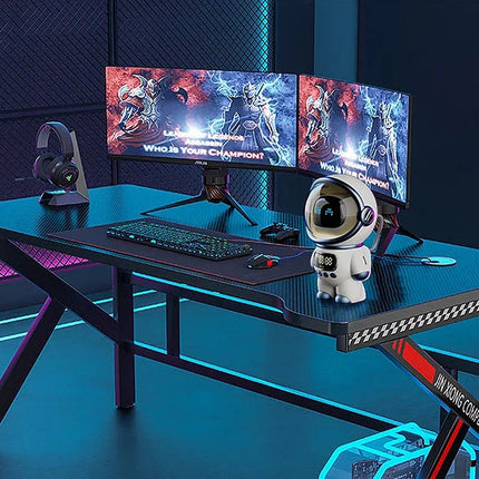 Digitální budík kosmonaut pro kluky