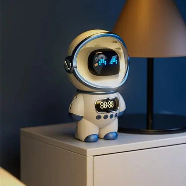 Digitální budík kosmonaut pro kluky