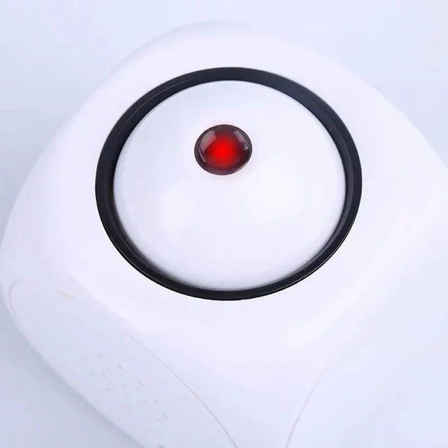 Světelný budík s projekcí na strop