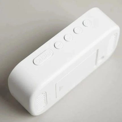 Zrcadlový LED budík s velkými číslicemi