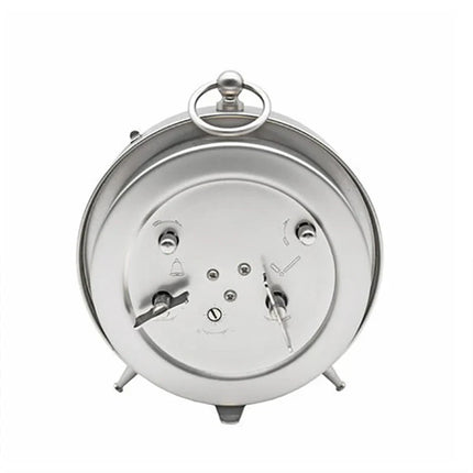 Vintage mechanický budík v retro designu