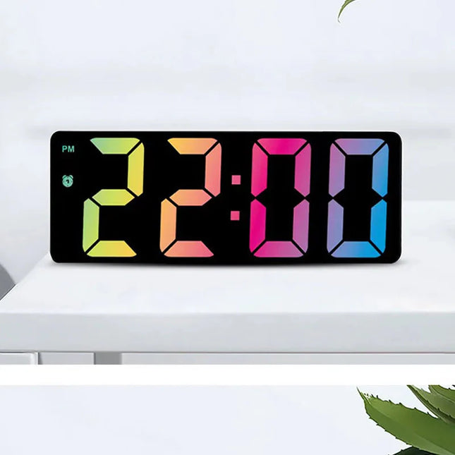 Barevný LED digitální budík 24h formát