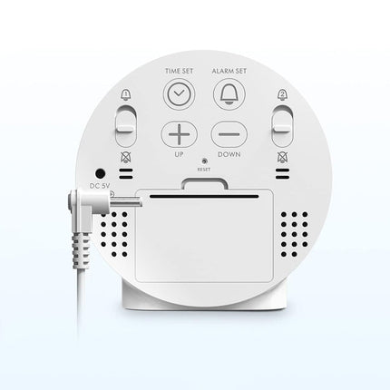 Kulatý digitální budík na baterie