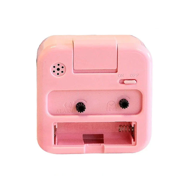 Jednoduchý analogový budík na baterie