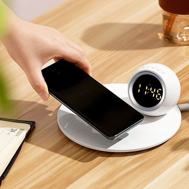 Budík pro teenagery se simulací úsvitu