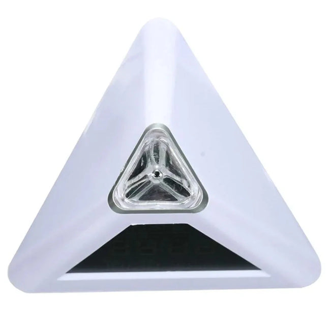 Designový světelný budík ve tvaru pyramidy