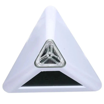 Designový světelný budík ve tvaru pyramidy