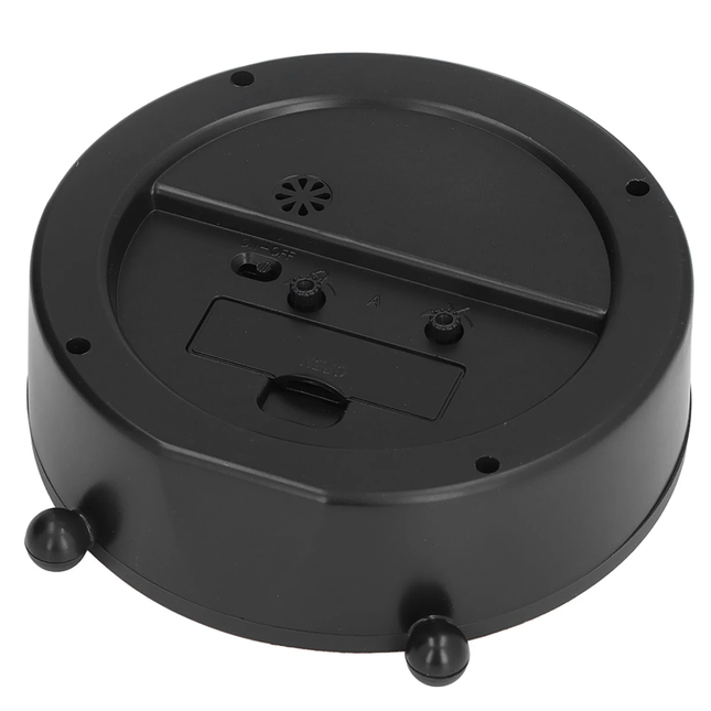 Kulatý analogový budík v retro stylu